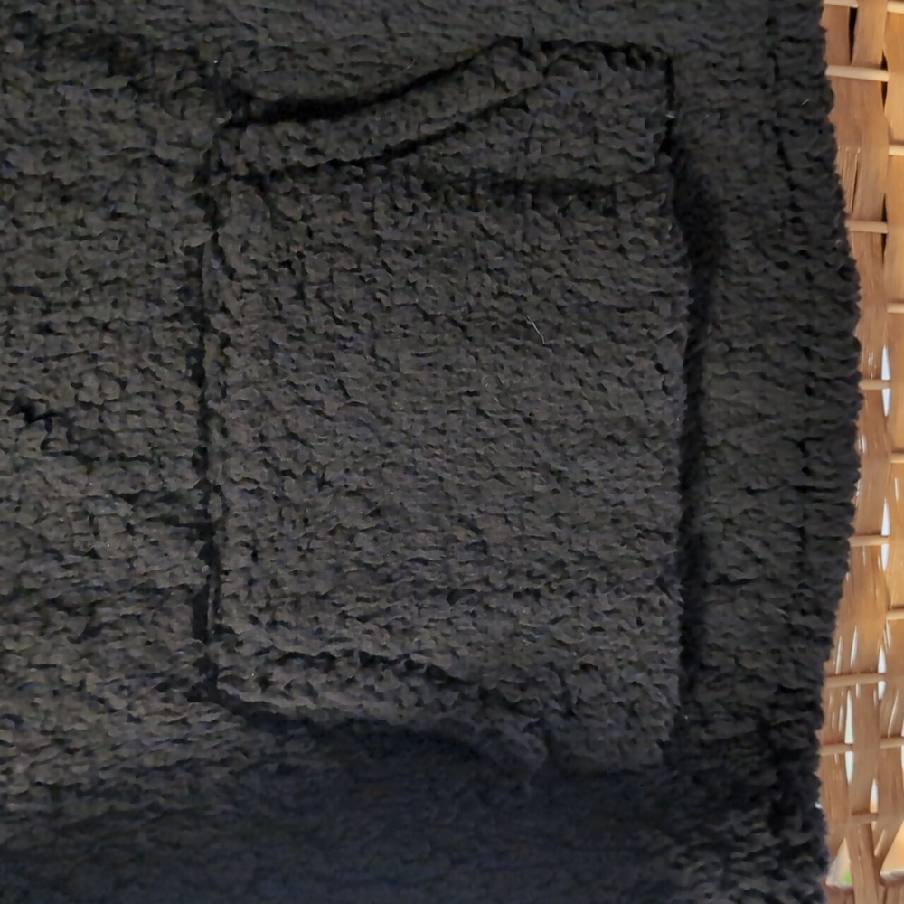Zella fleece - Picture 3 of 5
